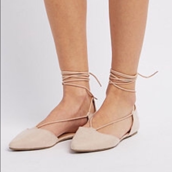 Lace Up Pointed Toe Flats 